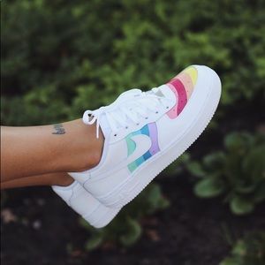 Custom Air Forces: Rainbow Wave